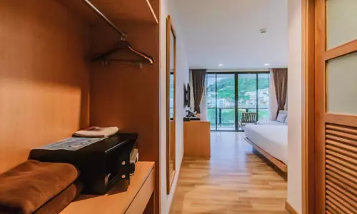 هتل د لونار پاتونگ پوکت